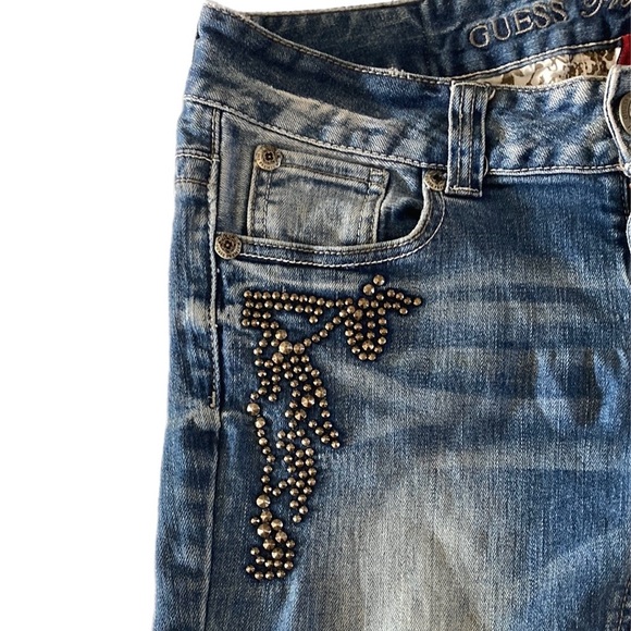 GUESS Premium blue denim studded shorts cutoffs - Picture 4 of 10